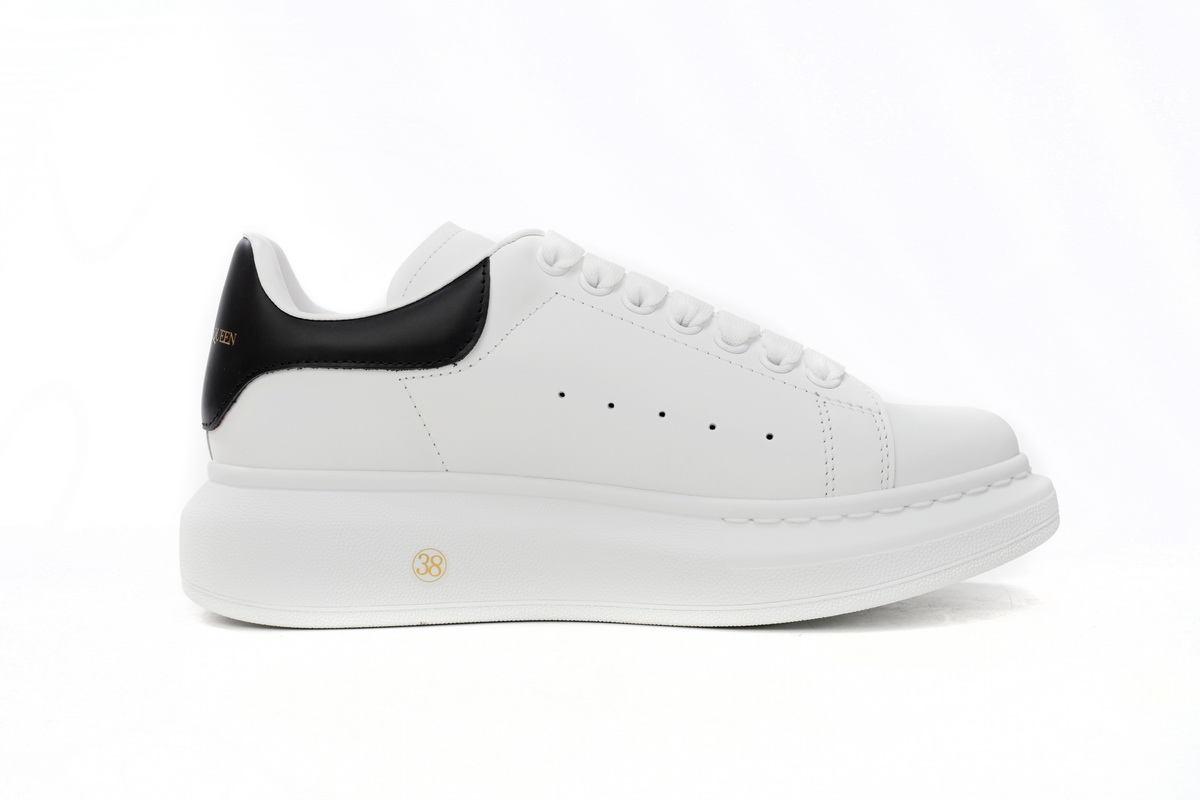 Alexander McQueen Oversized whiteblack tail Men's Sneakers Athletic Casual Sneakers Shoes - Image 2
