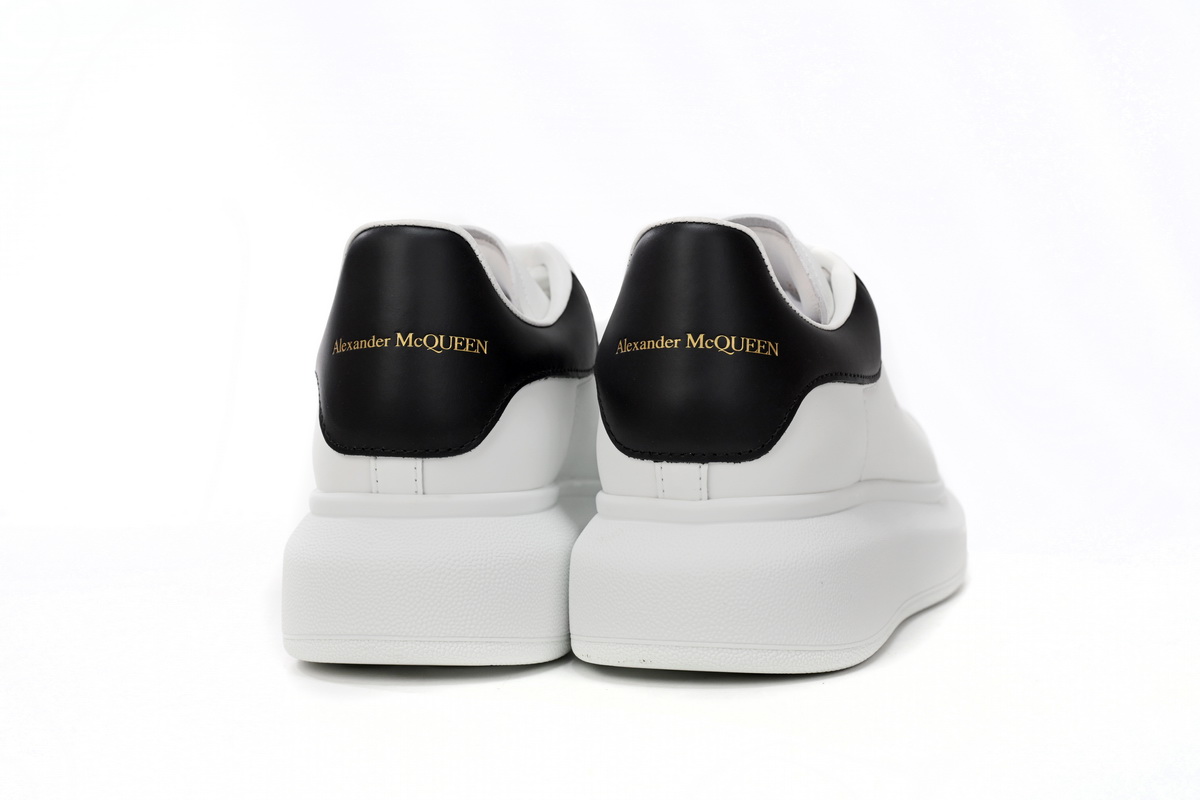 Alexander McQueen Oversized whiteblack tail Men's Sneakers Athletic Casual Sneakers Shoes - Image 6