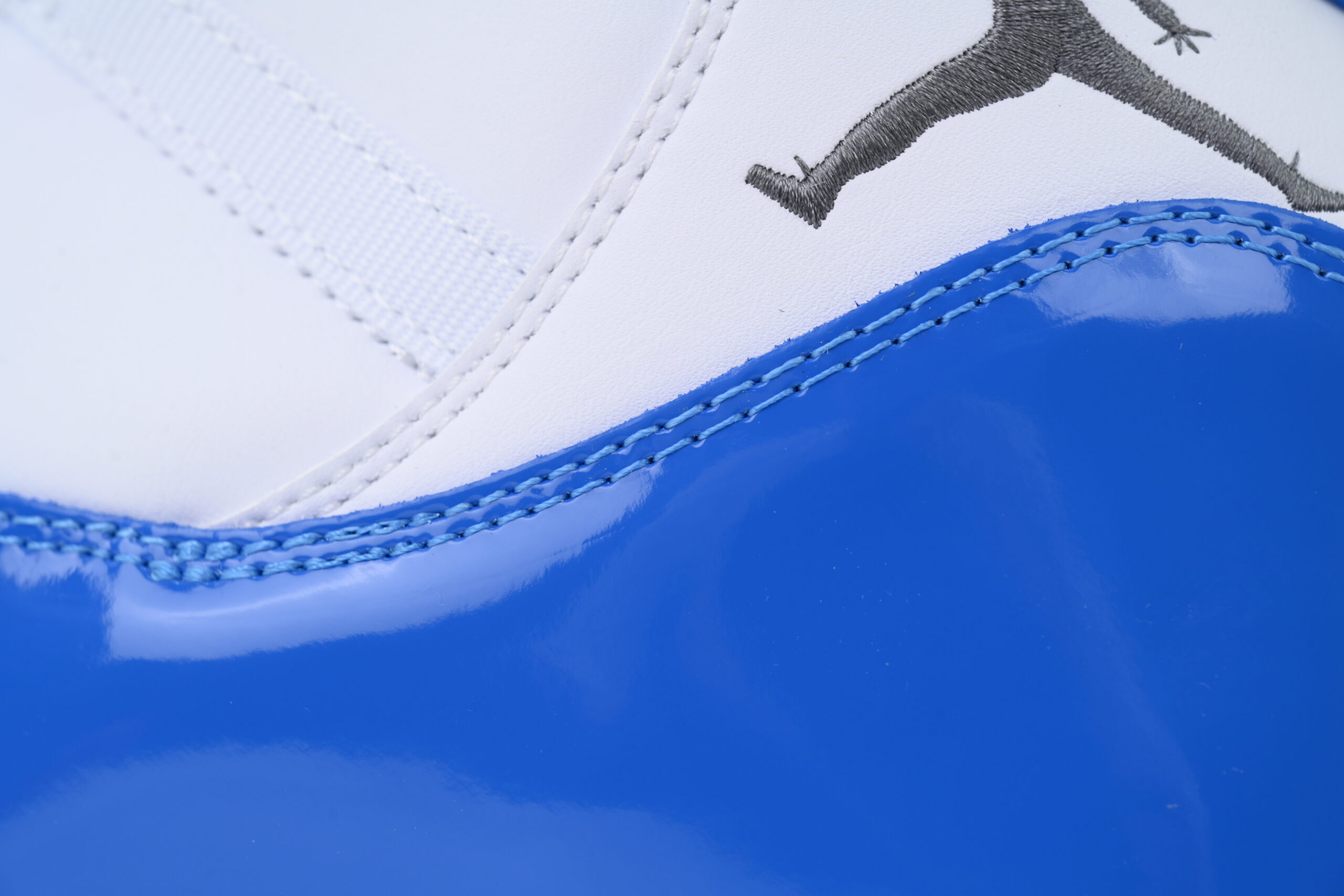 Nike Air Jordan 11 AJ11 Retro Sports Blue Men's Lace-up Basketball Sneakers Athletic Shoes I08959-133 - Image 3