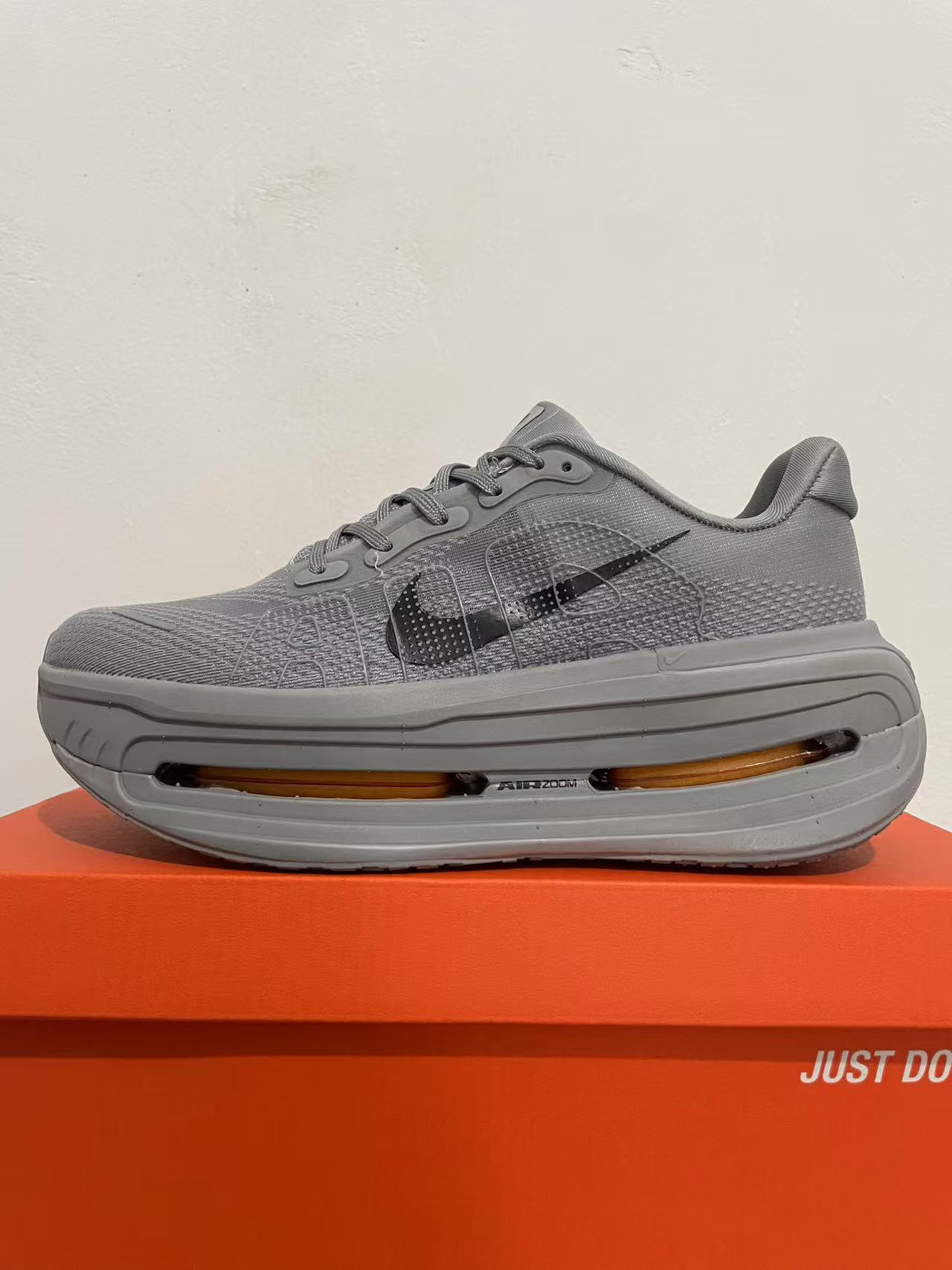 Nike Air Zoom Vomero Premium Gray/Black Men's Athletic Sneakers Running Shoes US Size 8-12 - Image 2