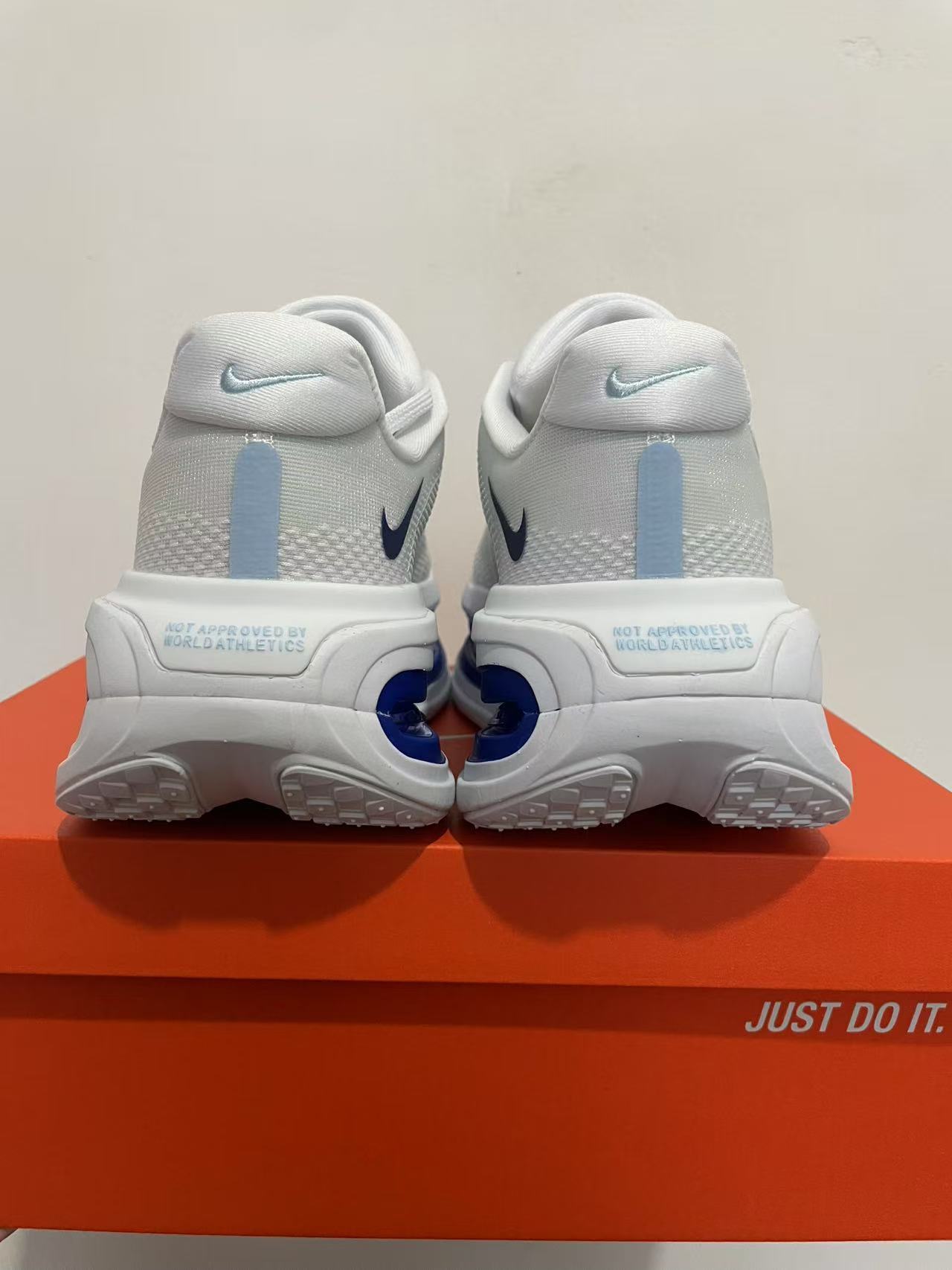 Nike Air Zoom Vomero Premium White/Blue Men's Athletic Sneakers Running Shoes US Size 8-12 - Image 4
