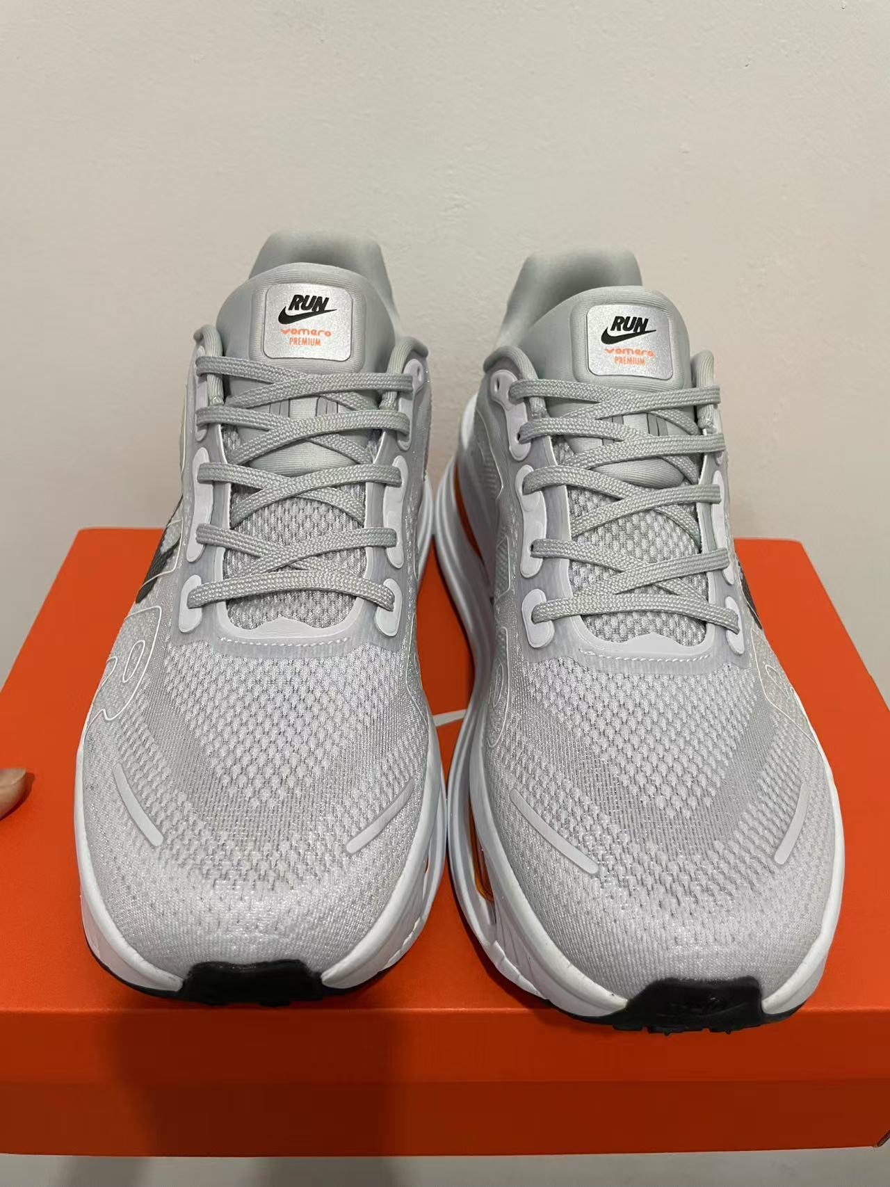 Nike Air Zoom Vomero Premium Gray/Black Men's Athletic Sneakers Running Shoes US Size 8-12 - Image 4