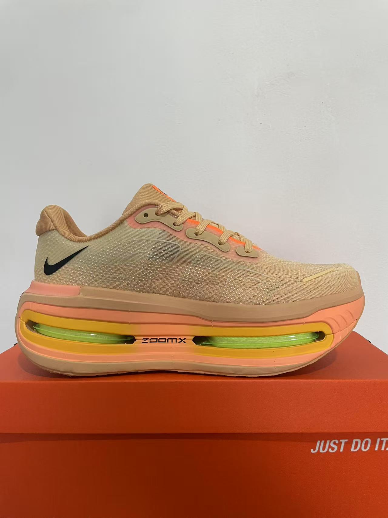 Nike Air Zoom Vomero Premium Orange/Yellow Men's Athletic Sneakers Running Shoes US Size 8-12 - Image 2