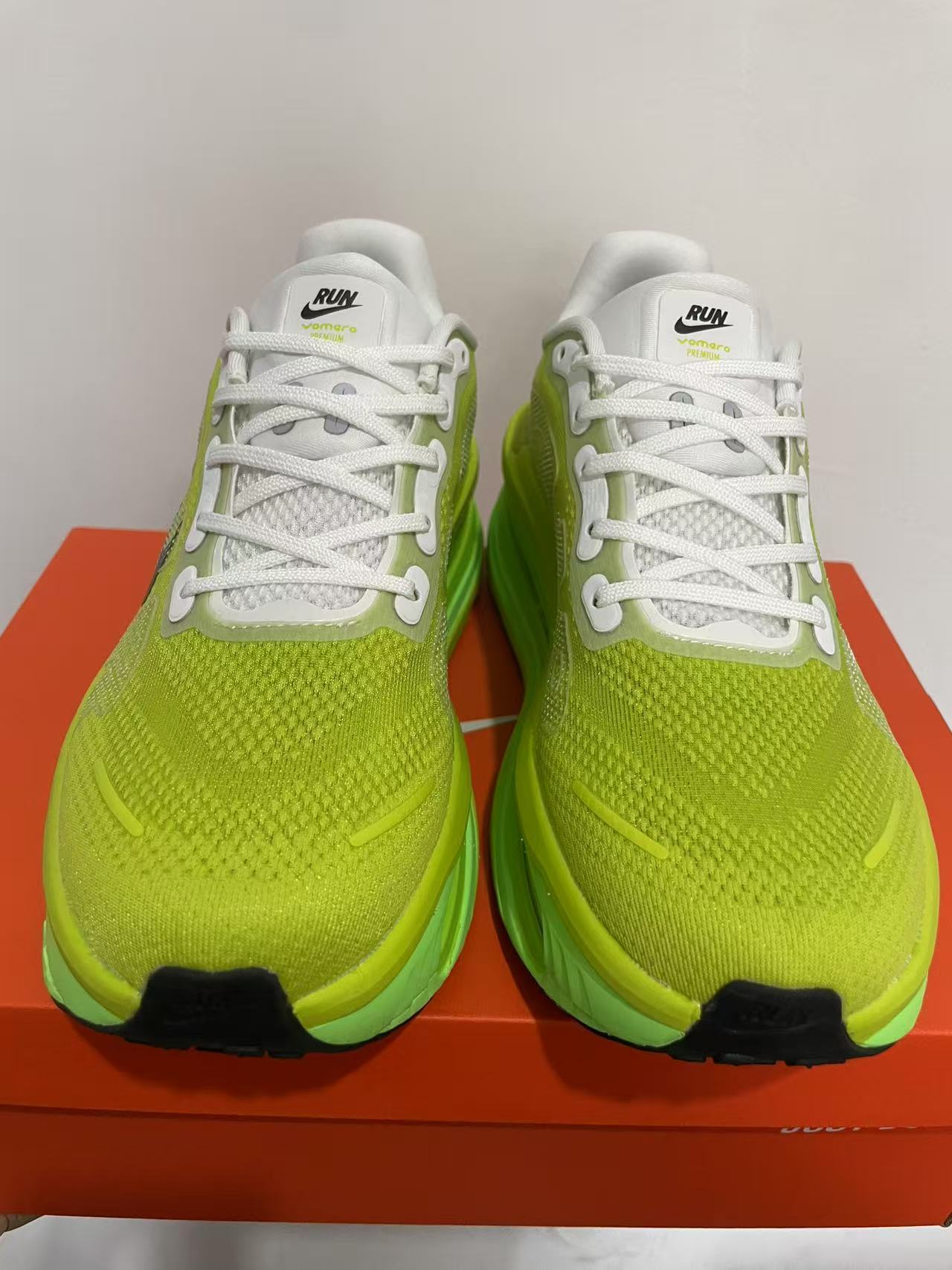 Nike Air Zoom Vomero Premium Green/Black Men's Athletic Sneakers Running Shoes US Size 8-12 - Image 4