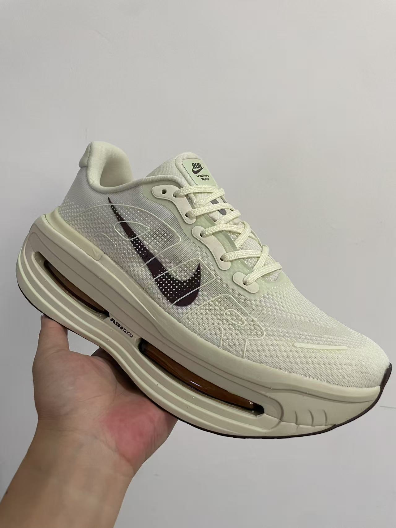 Nike Air Zoom Vomero Premium White/Black Men's Athletic Sneakers Running Shoes US Size 8-12