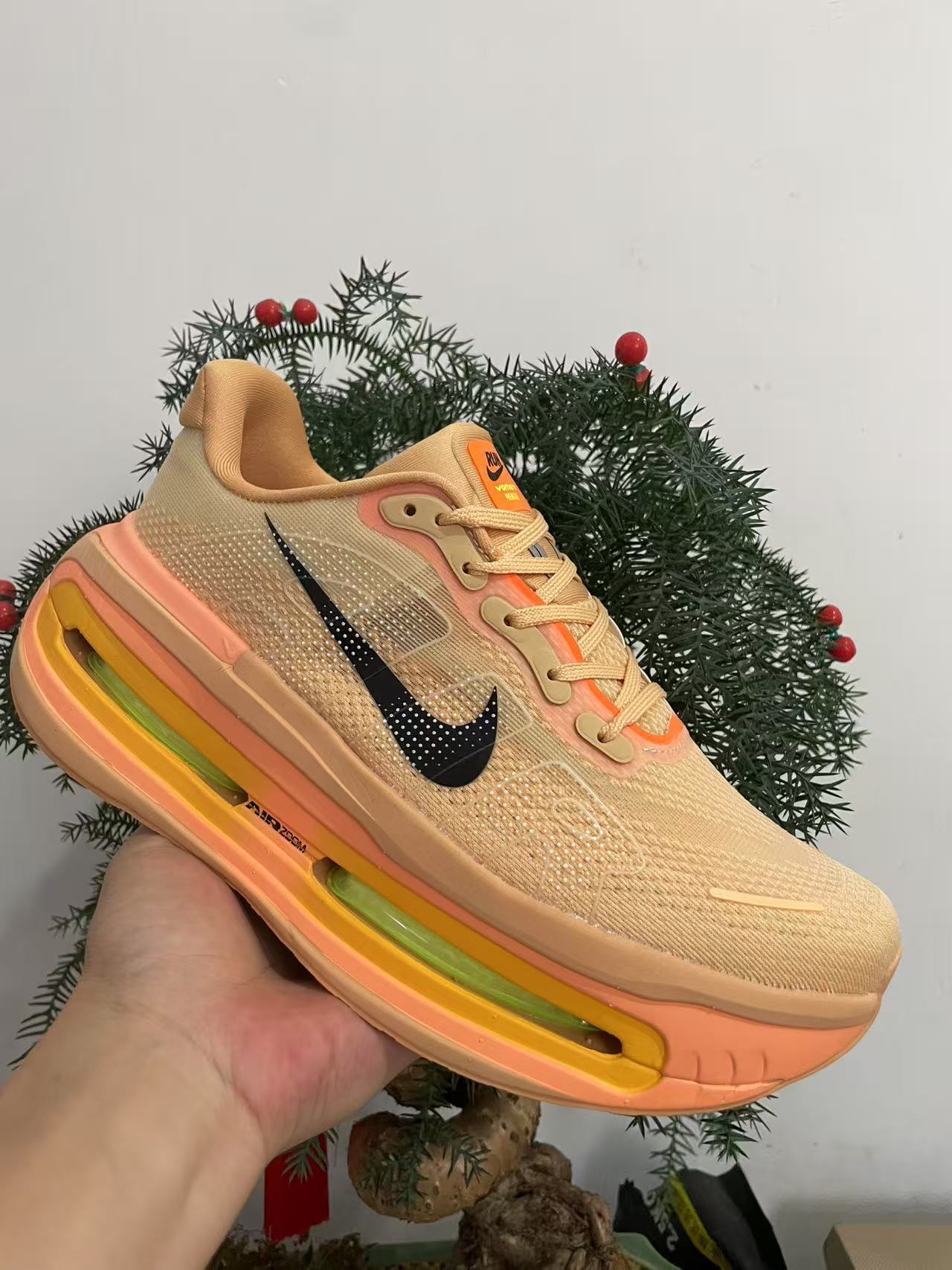 Nike Air Zoom Vomero Premium Orange/Yellow Men's Athletic Sneakers Running Shoes US Size 8-12