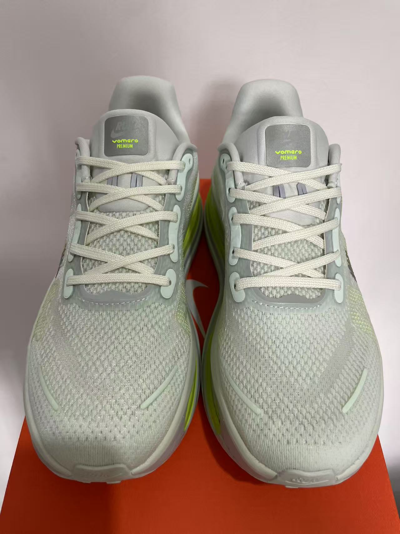 Nike Air Zoom Vomero Premium Light Green Men's Athletic Sneakers Running Shoes US Size 8-12 - Image 4