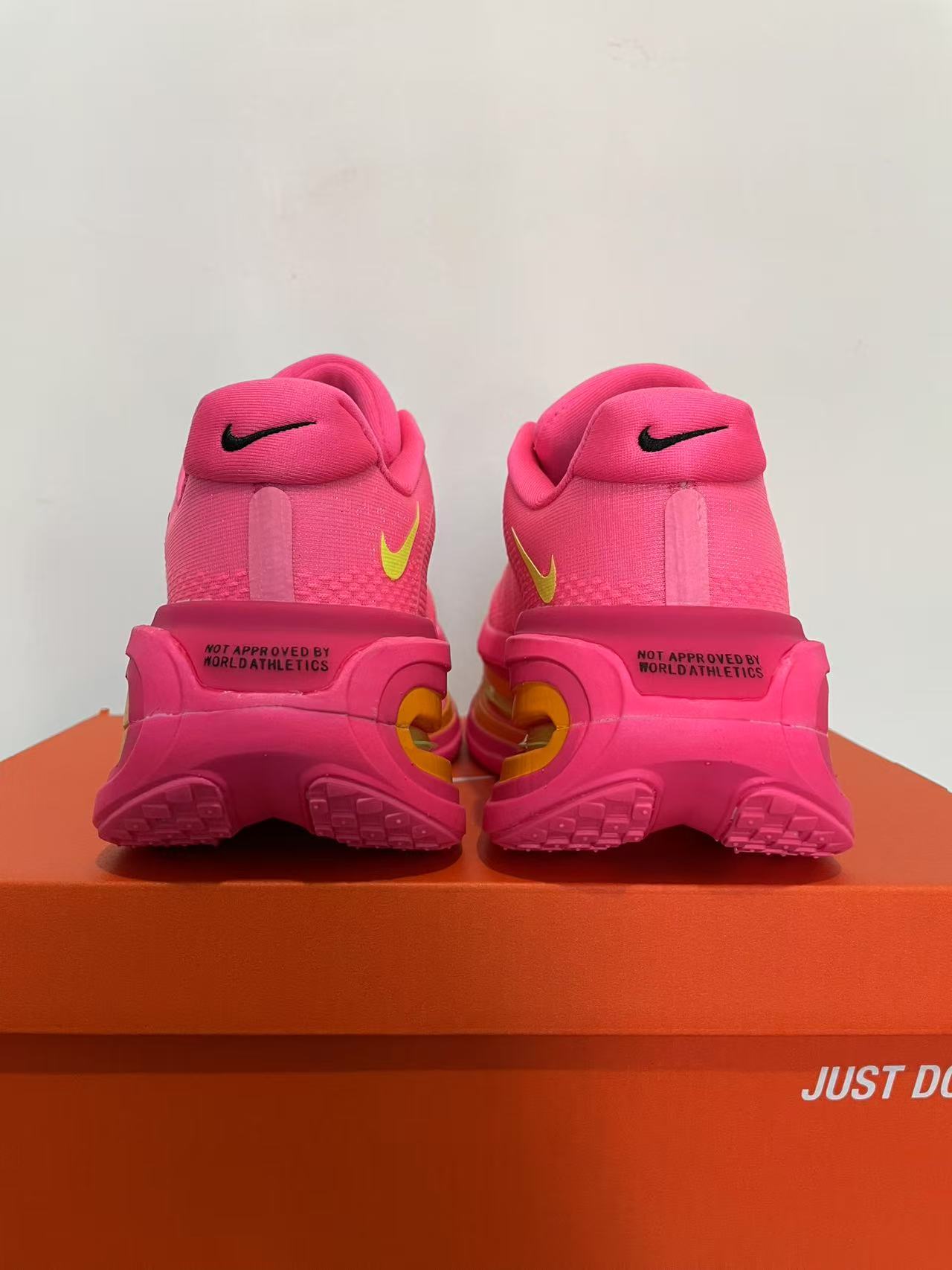 Nike Air Zoom Vomero Premium Pink/Yellow/Black Men's Athletic Sneakers Running Shoes US Size 8-12 - Image 5