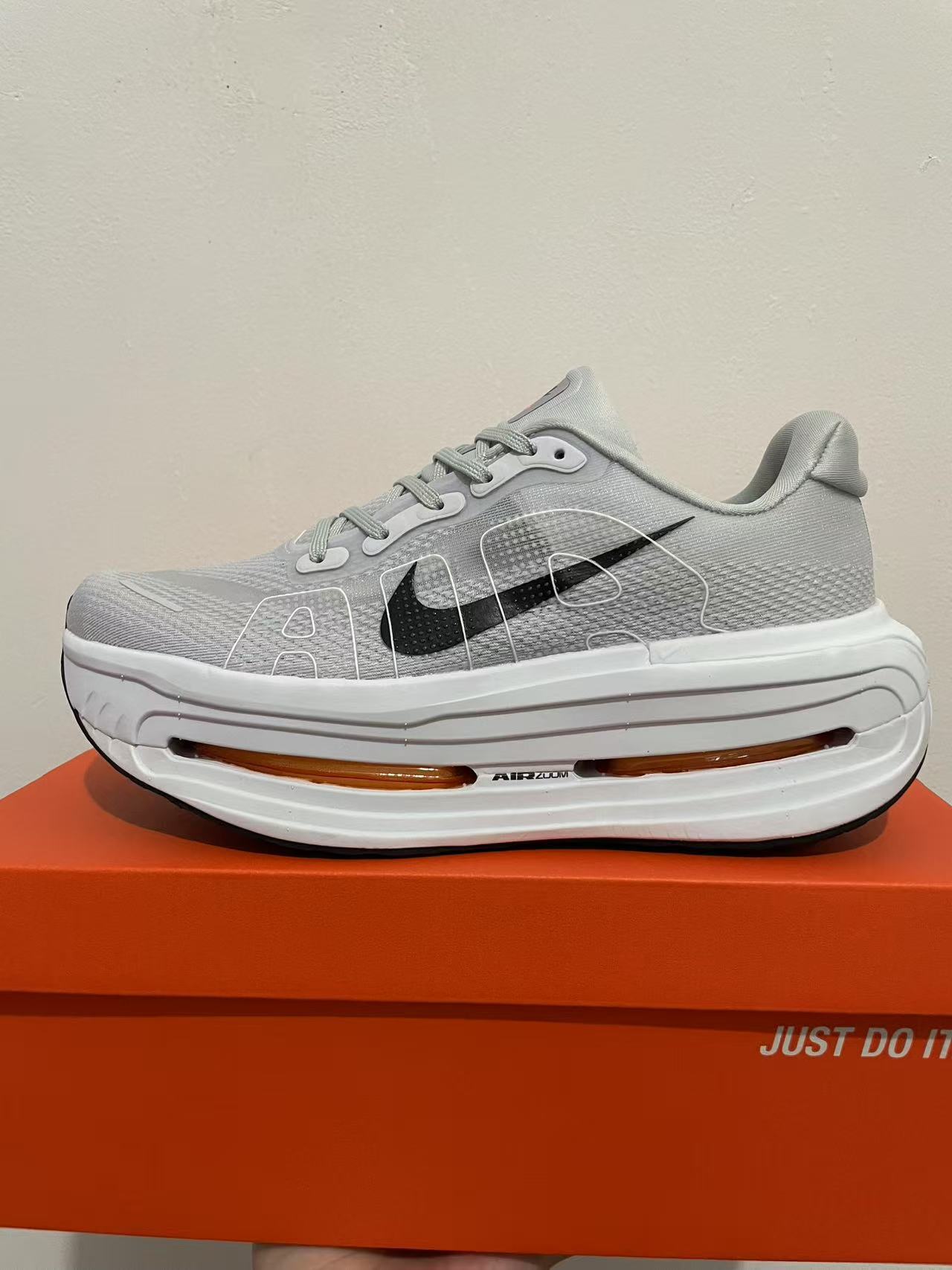Nike Air Zoom Vomero Premium Gray/Black Men's Athletic Sneakers Running Shoes US Size 8-12 - Image 2