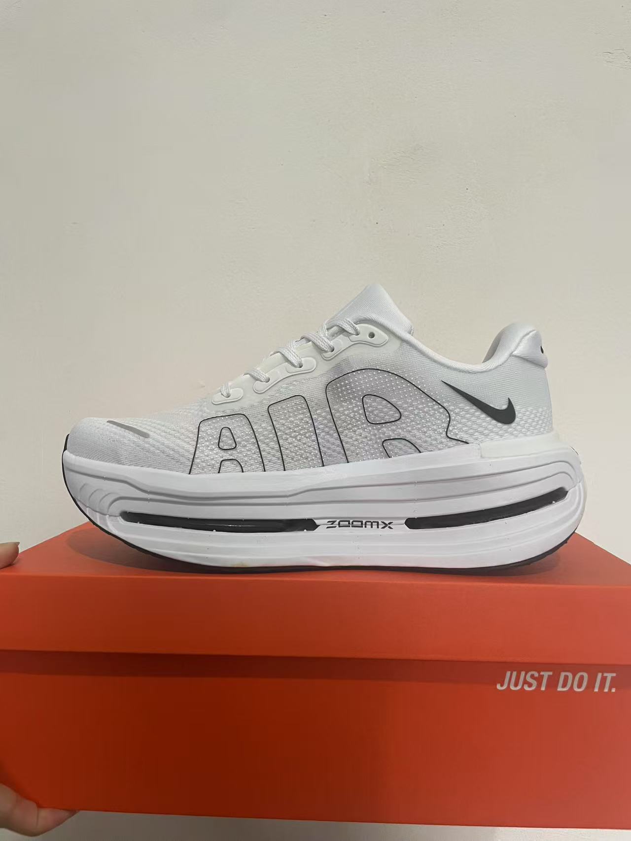 Nike Air Zoom Vomero Premium White/Black Men's Athletic Sneakers Running Shoes US Size 8-12 - Image 2