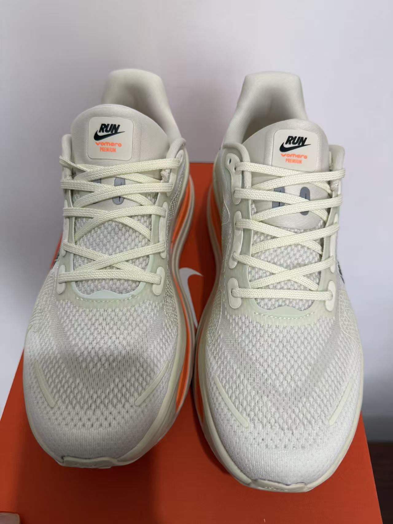 Nike Air Zoom Vomero Premium White/Black Men's Athletic Sneakers Running Shoes US Size 8-12 - Image 4
