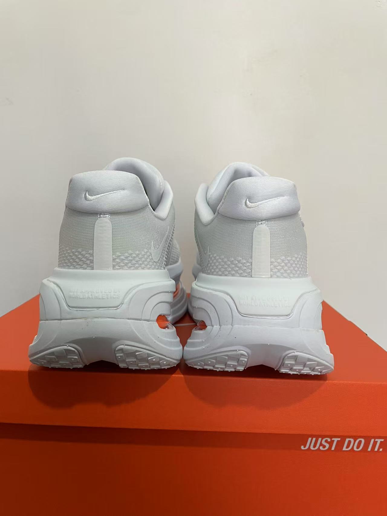 Nike Air Zoom Vomero Premium White/Orange/Gray Men's Athletic Sneakers Running Shoes US Size 8-12 - Image 5