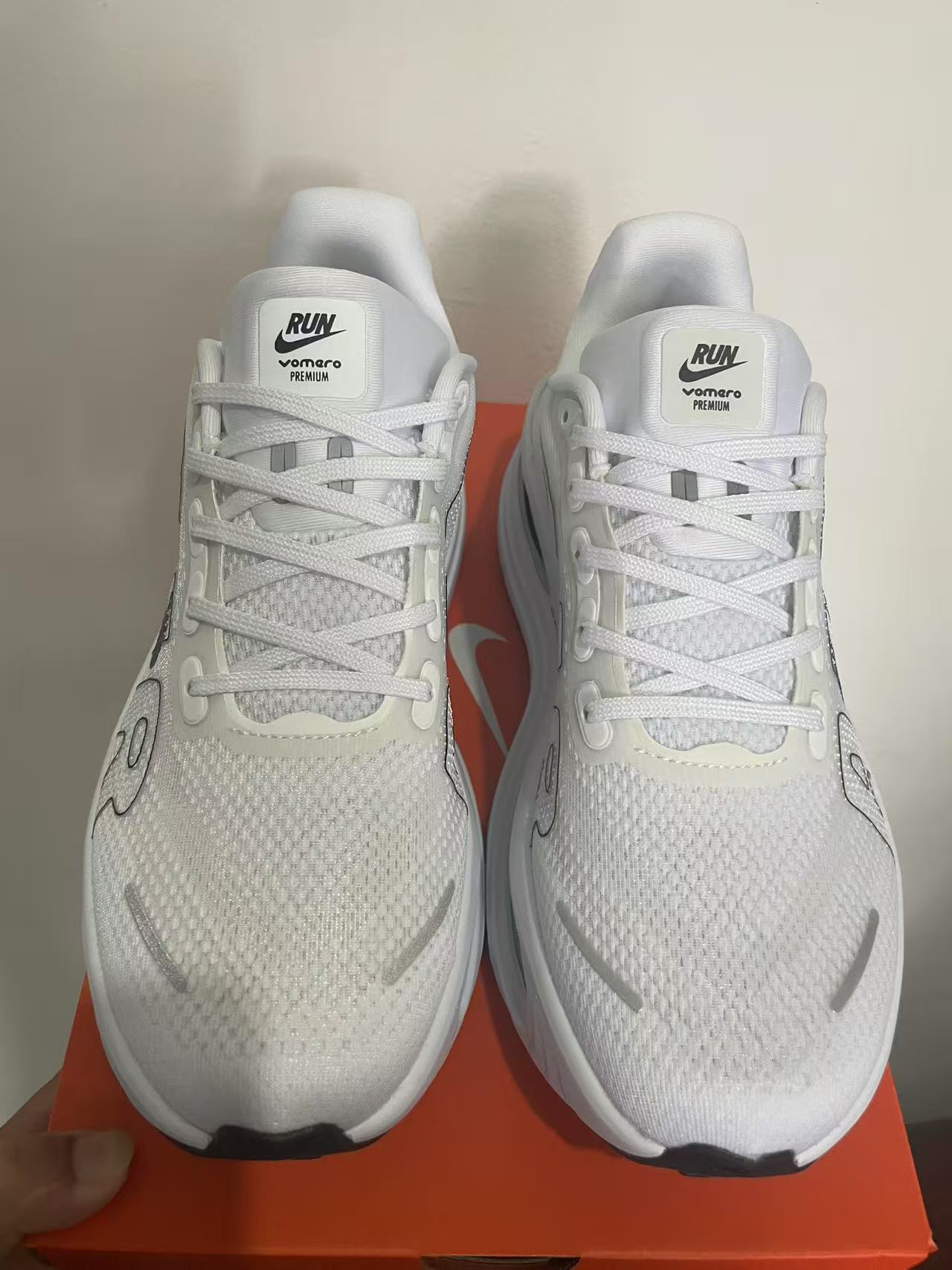 Nike Air Zoom Vomero Premium White/Black Men's Athletic Sneakers Running Shoes US Size 8-12 - Image 4