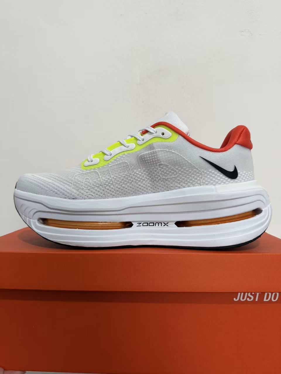 Nike Air Zoom Vomero Premium White/Yellow/Black Men's Athletic Sneakers Running Shoes US Size 8-12 - Image 2