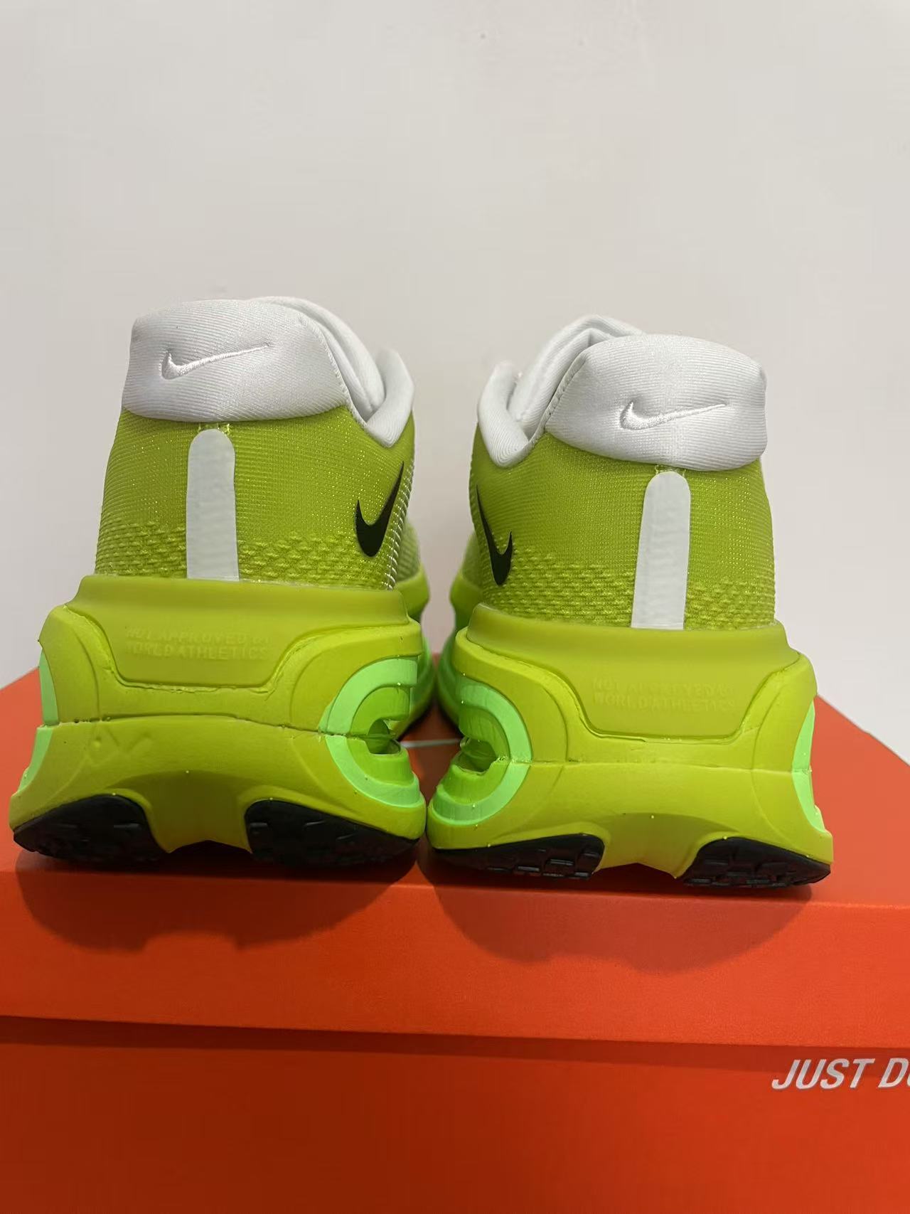 Nike Air Zoom Vomero Premium Green/Black Men's Athletic Sneakers Running Shoes US Size 8-12 - Image 5